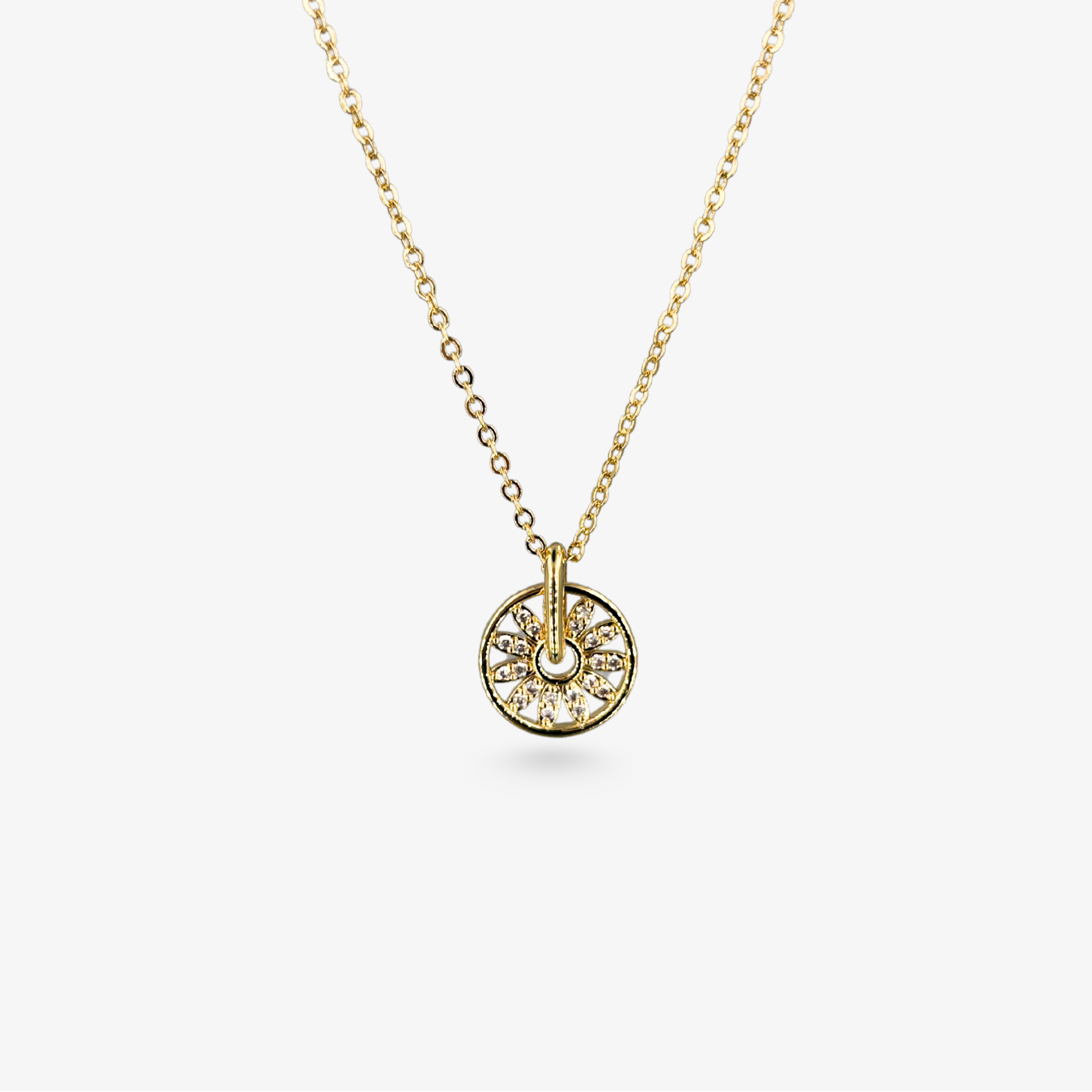 Daisy in Circle Stainless Steel Gold Necklace