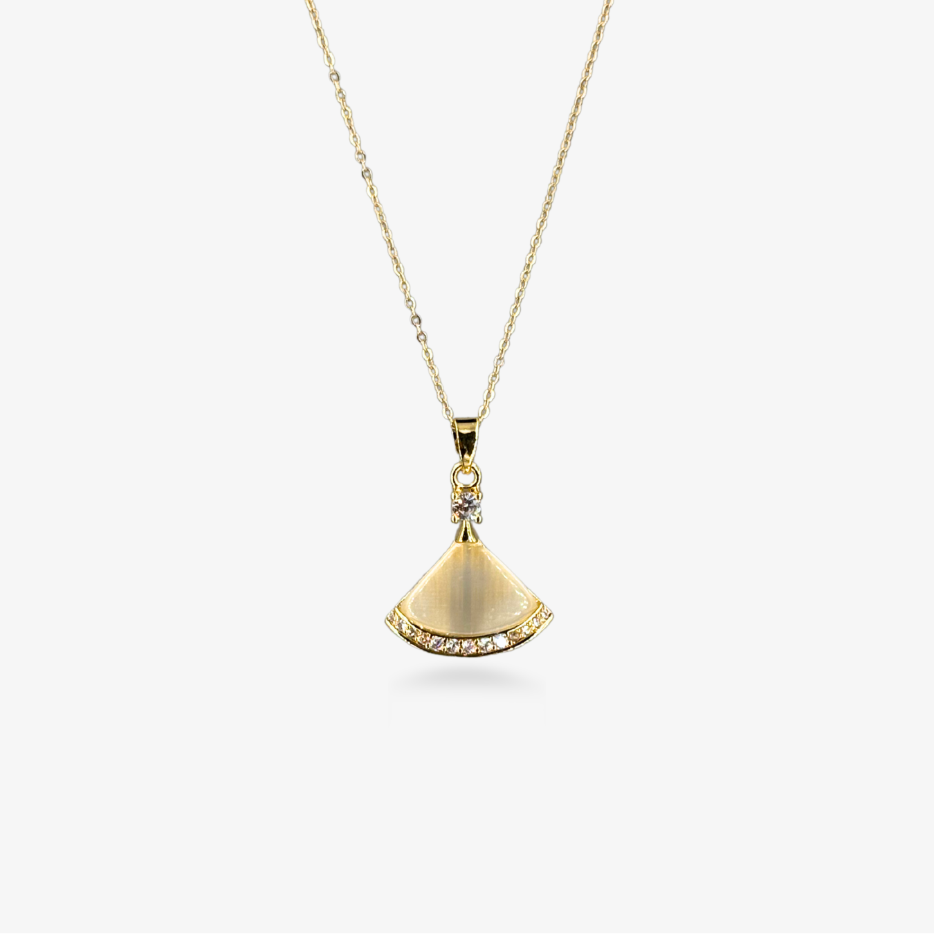 Ginkgo Pendant Necklace